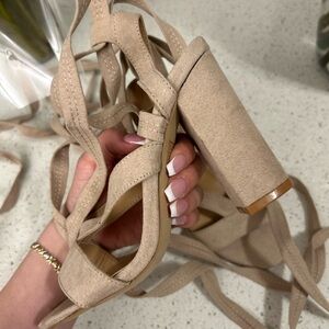 Women's Lace-Up Block Heel Sandals - Nude